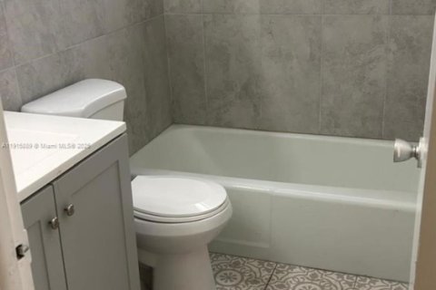 Copropriété à vendre à Hollywood, Floride: 1 chambre, 53.51 m2 № 1971708 - photo 9