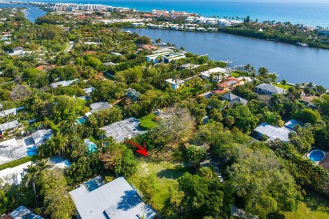Terreno en venta en Lantana, Florida № 1094035 - foto 1