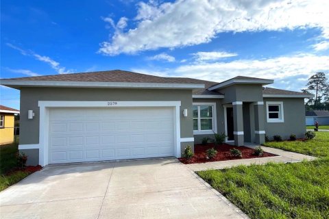 House in Ocala, Florida 4 bedrooms, 155.98 sq.m. № 1803489 - photo 1