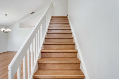 House in Boca Raton, Florida 4 bedrooms, 185.9 sq.m. № 2392678 - photo 26