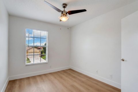 House in Boca Raton, Florida 4 bedrooms, 185.9 sq.m. № 2392678 - photo 28