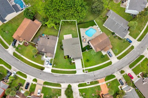 House in Boca Raton, Florida 4 bedrooms, 185.9 sq.m. № 2392678 - photo 3