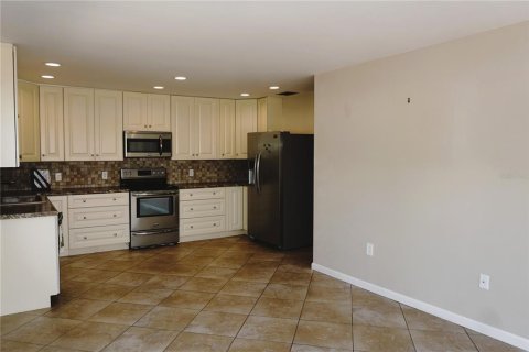 Condominio en venta en Holiday, Florida, 2 dormitorios, 76.64 m2 № 2094620 - foto 7