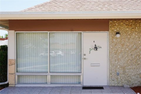 Condominio en venta en Holiday, Florida, 2 dormitorios, 76.64 m2 № 2094620 - foto 19