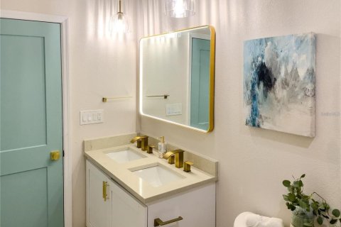Villa ou maison à vendre à Tampa, Floride: 4 chambres, 137.68 m2 № 2196552 - photo 13