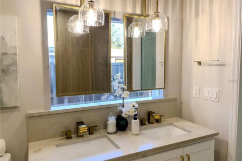 Villa ou maison à vendre à Tampa, Floride: 4 chambres, 137.68 m2 № 2196552 - photo 23