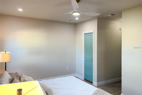 Villa ou maison à vendre à Tampa, Floride: 4 chambres, 137.68 m2 № 2196552 - photo 20