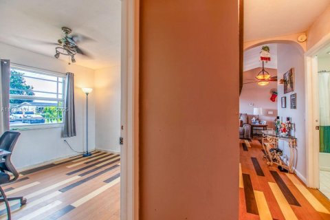 Casa en venta en Sunrise, Florida, 3 dormitorios, 103.96 m2 № 1991092 - foto 18