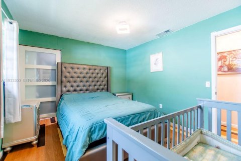 Casa en venta en Sunrise, Florida, 3 dormitorios, 103.96 m2 № 1991092 - foto 21