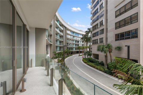 Condo in Miami, Florida, 3 bedrooms  № 2052890 - photo 15