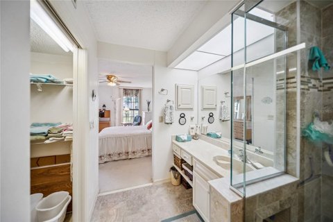 Condo in Sarasota, Florida, 2 bedrooms  № 1847472 - photo 29