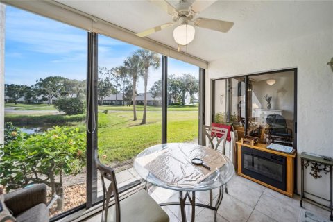 Condo in Sarasota, Florida, 2 bedrooms  № 1847472 - photo 16