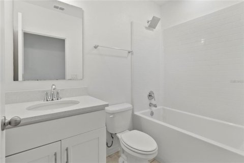 Villa ou maison à vendre à Davenport, Floride: 4 chambres, 174.28 m2 № 2149831 - photo 5