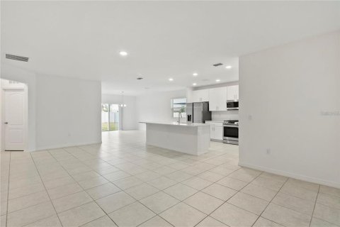 Villa ou maison à vendre à Davenport, Floride: 4 chambres, 174.28 m2 № 2149831 - photo 6