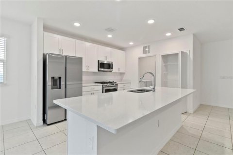 Villa ou maison à vendre à Davenport, Floride: 4 chambres, 174.28 m2 № 2149831 - photo 8
