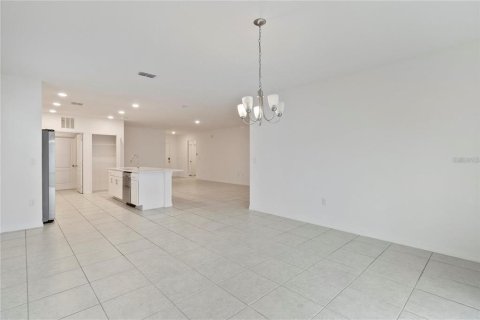 Villa ou maison à vendre à Davenport, Floride: 4 chambres, 174.28 m2 № 2149831 - photo 12