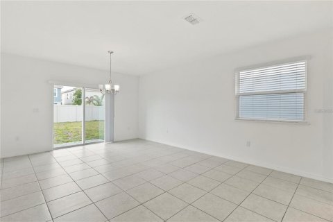 Villa ou maison à vendre à Davenport, Floride: 4 chambres, 174.28 m2 № 2149831 - photo 11