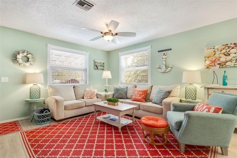 Condominio en venta en Holmes Beach, Florida, 2 dormitorios, 80.45 m2 № 1662439 - foto 12