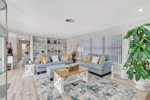 Casa en venta en Boynton Beach, Florida, 3 dormitorios, 126.9 m2 № 2085109 - foto 11