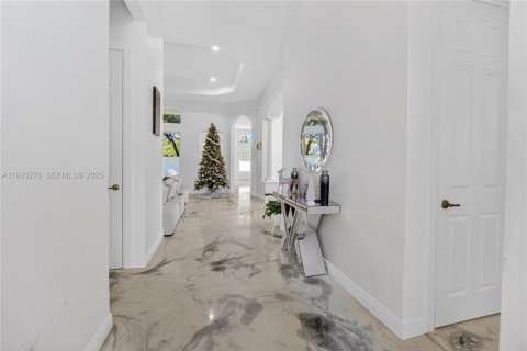 Купить виллу или дом в Мирамар, Флорида 4 спальни, 226.96м2, № 2076712 - фото 5