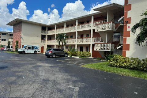Condo in Plantation, Florida, 2 bedrooms  № 2053194