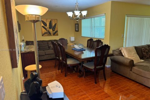 Condo in Plantation, Florida, 2 bedrooms  № 2053194 - photo 5