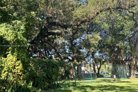 Copropriété à vendre à Miami, Floride: 2 chambres, 130.53 m2 № 1974481 - photo 19