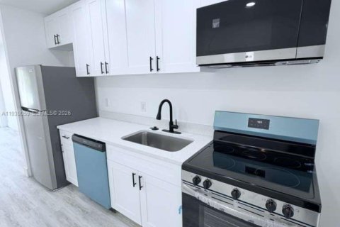 House in Boynton Beach, Florida 2 bedrooms, 145.48 sq.m. № 1995922