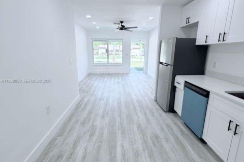 House in Boynton Beach, Florida 2 bedrooms, 145.48 sq.m. № 1995922 - photo 4