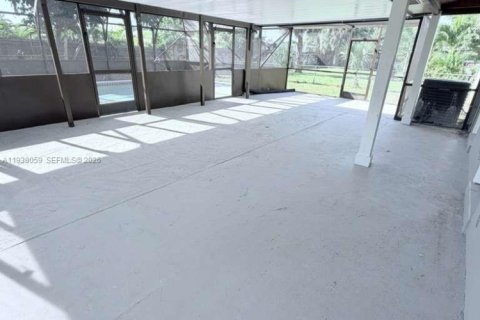 House in Boynton Beach, Florida 2 bedrooms, 145.48 sq.m. № 1995922 - photo 19