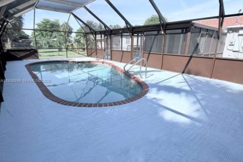 House in Boynton Beach, Florida 2 bedrooms, 145.48 sq.m. № 1995922 - photo 22