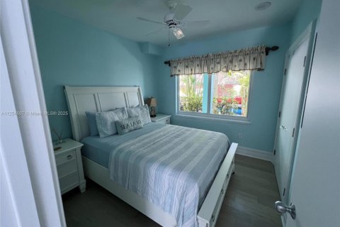 Снять в аренду виллу или дом в Марафон, Флорида 4 спальни, 418.06м2, № 2034560 - фото 19