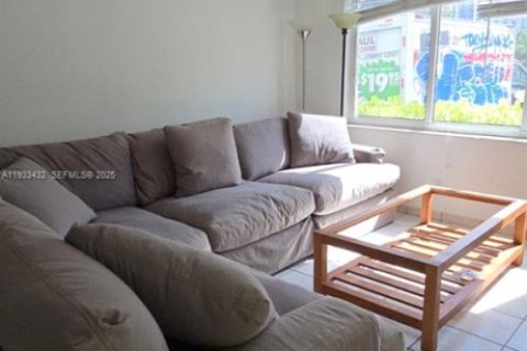 Copropriété à louer à Fort Lauderdale, Floride: 1 chambre, 52.95 m2 № 1991407 - photo 4