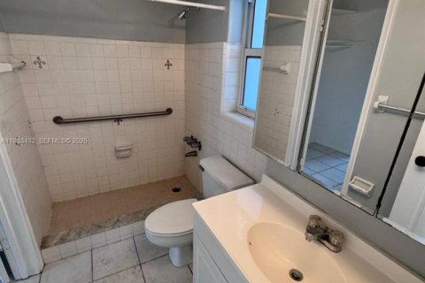 Copropriété à louer à Fort Lauderdale, Floride: 1 chambre, 52.95 m2 № 1991407 - photo 12