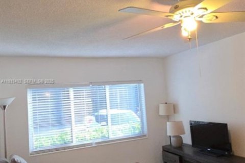 Copropriété à louer à Fort Lauderdale, Floride: 1 chambre, 52.95 m2 № 1991407 - photo 17