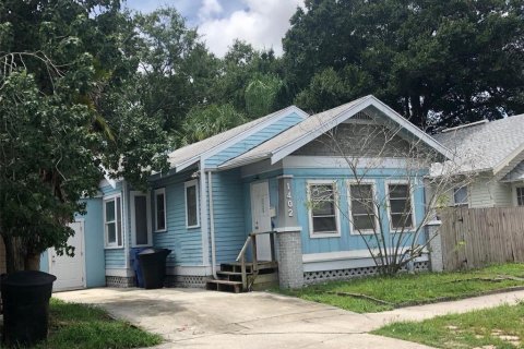 Commercial property in Saint Petersburg, Florida 23 bedrooms, 6547.75 sq.m. № 2143331