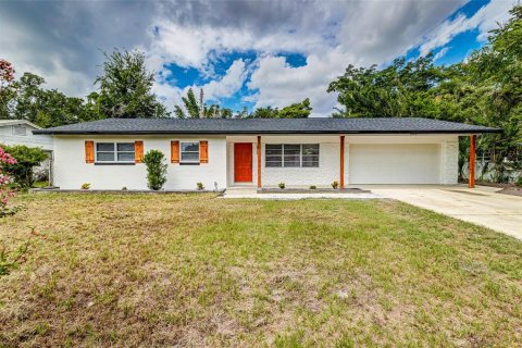 Casa en venta en Fern Park, Florida, 3 dormitorios, 138.24 m2 № 1907215 - foto 1