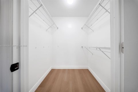 Condominio en venta en Miami, Florida, 3 dormitorios, 108.23 m2 № 2031757 - foto 14