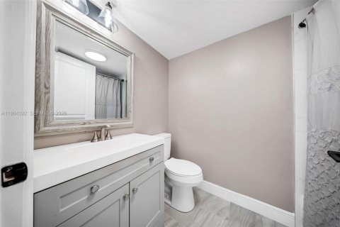 Condominio en venta en Miami, Florida, 3 dormitorios, 108.23 m2 № 2031757 - foto 15