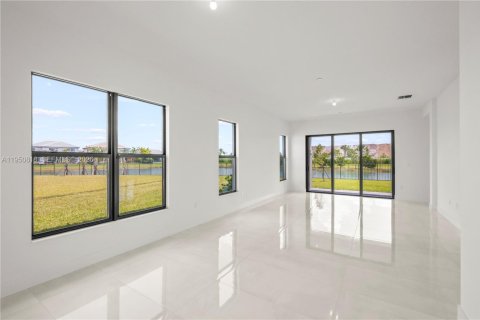 Casa en venta en Palm Beach Gardens, Florida, 5 dormitorios, 495.54 m2 № 2008665 - foto 20