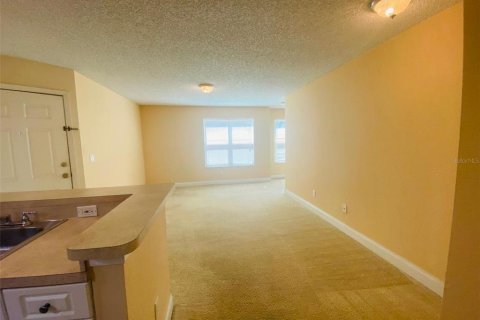 Condo in Orlando, Florida, 1 bedroom № 2101516 - photo 4