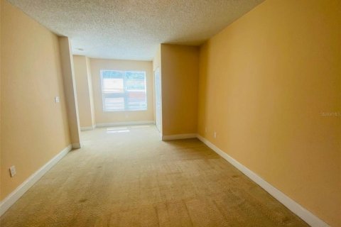 Condo in Orlando, Florida, 1 bedroom № 2101516 - photo 10