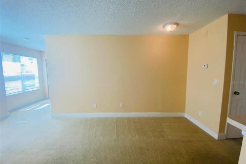 Condo in Orlando, Florida, 1 bedroom № 2101516 - photo 12