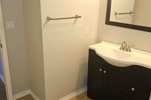 Casa en alquiler en Seminole, Florida, 2 dormitorios, 89.46 m2 № 1825107 - foto 11