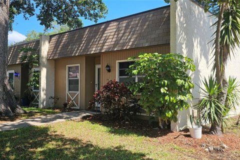 Casa en alquiler en Seminole, Florida, 2 dormitorios, 89.46 m2 № 1825107 - foto 1