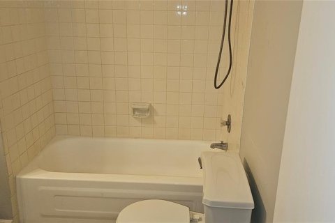 Casa en alquiler en Seminole, Florida, 2 dormitorios, 89.46 m2 № 1825107 - foto 10