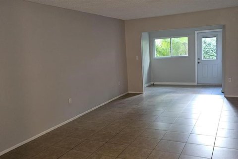 Casa en alquiler en Seminole, Florida, 2 dormitorios, 89.46 m2 № 1825107 - foto 7