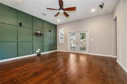 Casa en venta en Tampa, Florida, 3 dormitorios, 136.57 m2 № 1877424 - foto 21