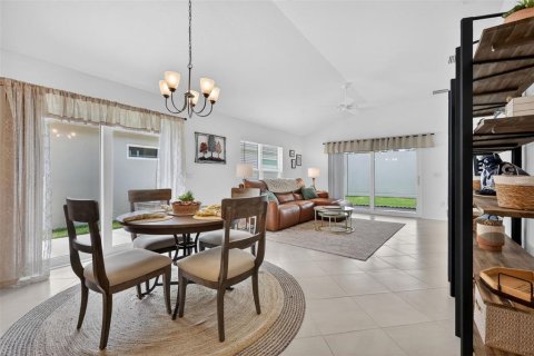 Casa en venta en The Villages, Florida, 2 dormitorios, 120.68 m2 № 2209412 - foto 13