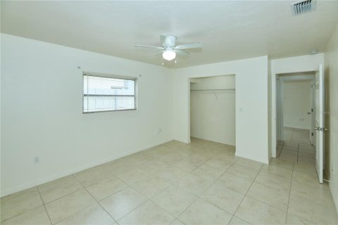 Apartamento en alquiler en Bradenton, Florida, 2 dormitorios, 180.23 m2 № 2203905 - foto 9
